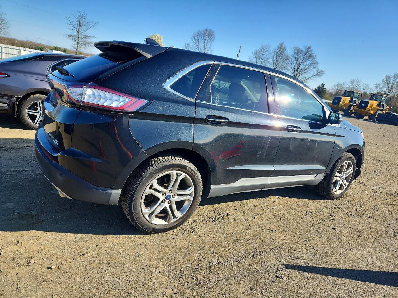 2015 Ford Edge Titanium - Фото 3