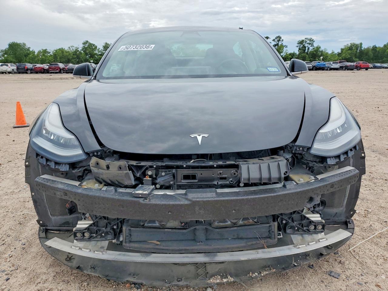 2019 Tesla Model 3 - Фото 5
