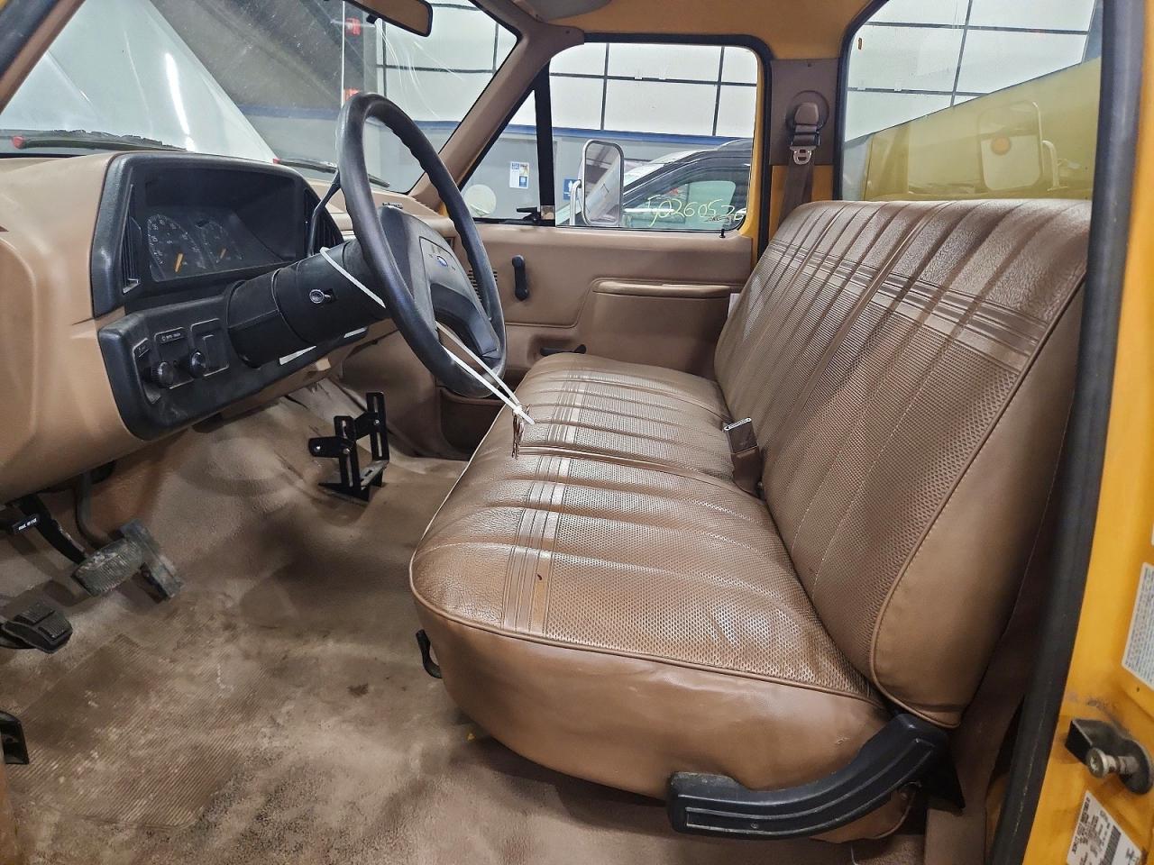 1990 Ford F350 - Фото 7