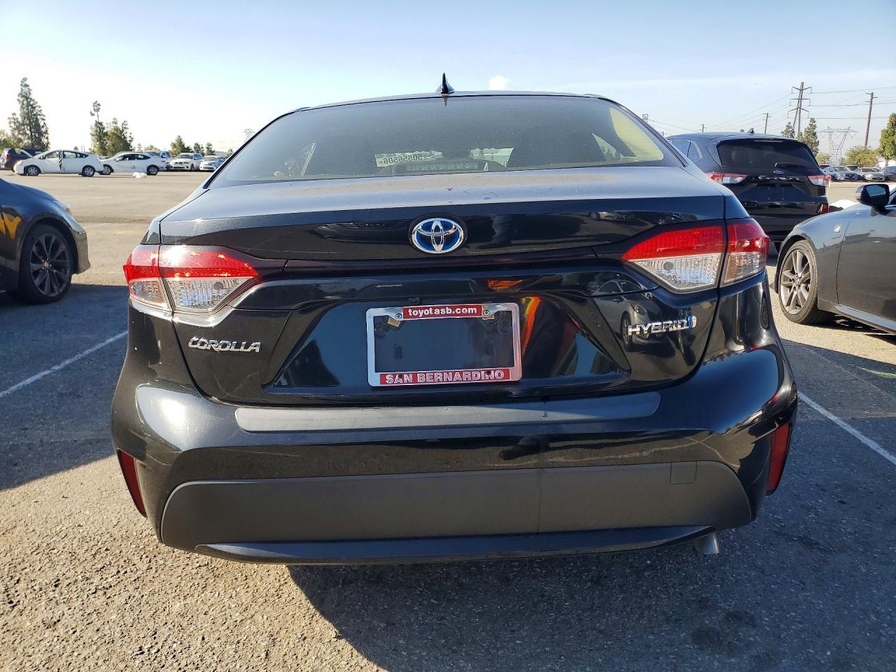 2022 Toyota Corolla Le - Фото 6