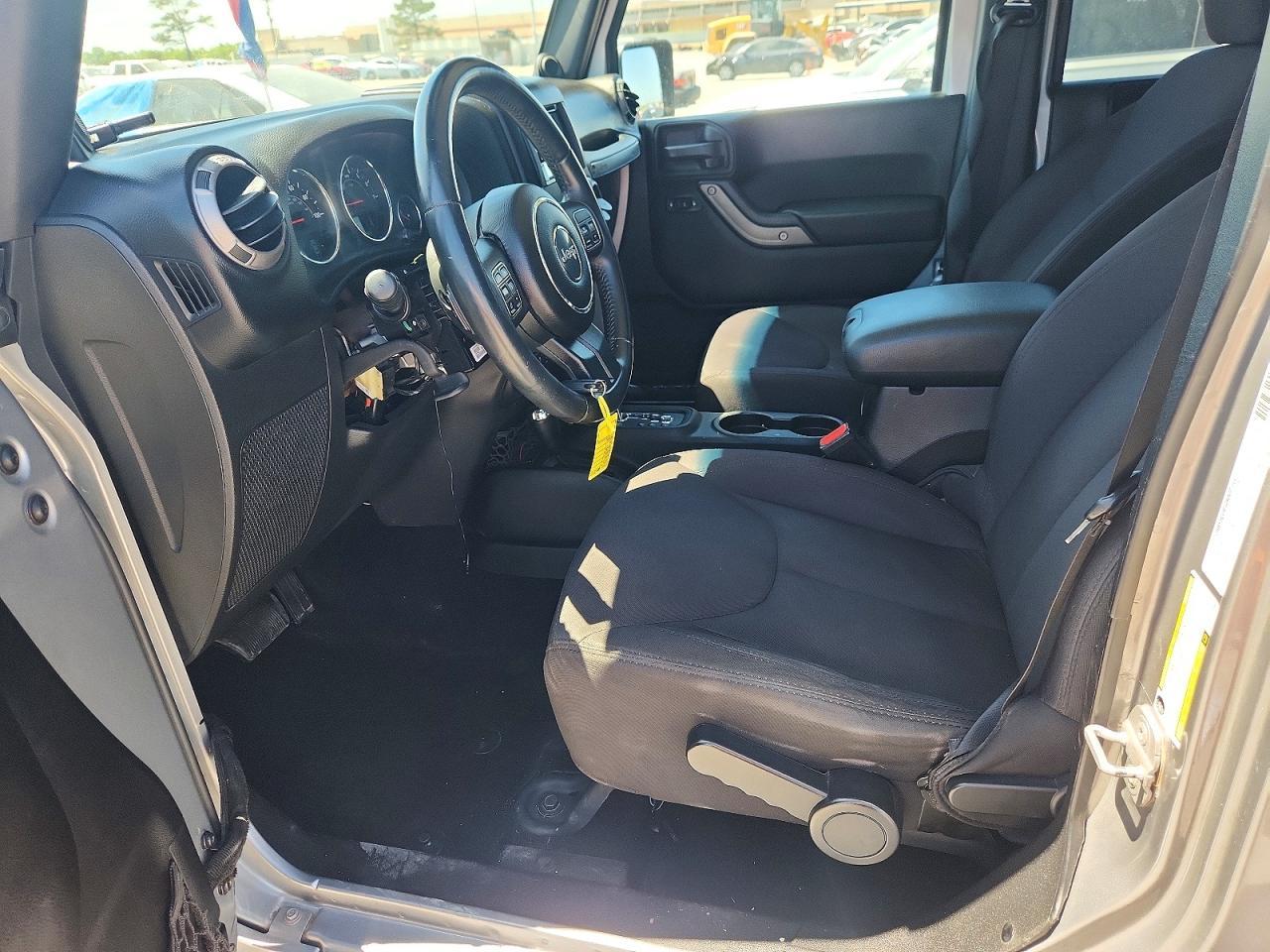 2014 Jeep Wrangler Unlimited Sport - Image 7