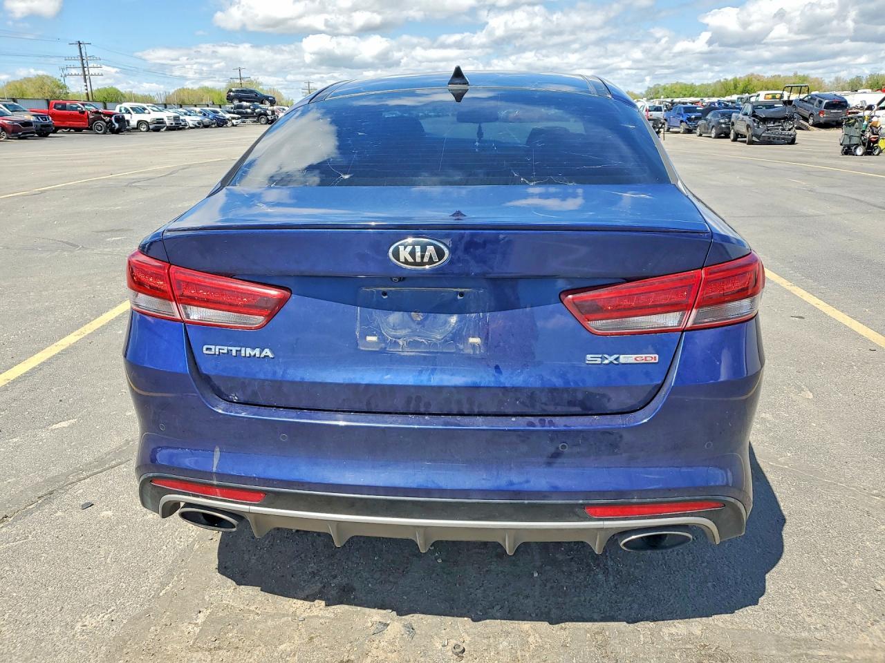 2017 Kia Optima - Фото 6