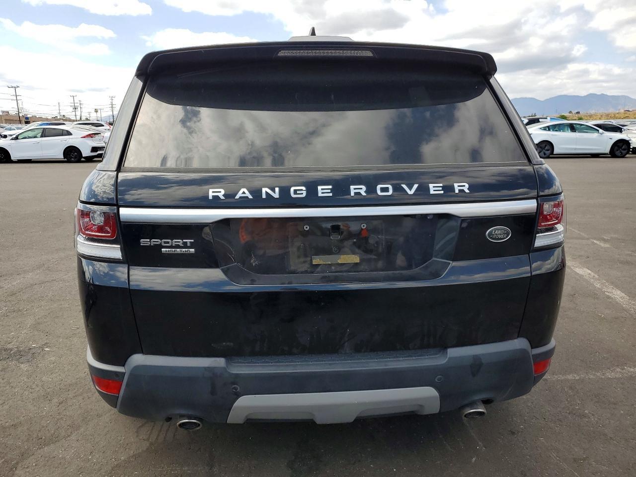 2017 Land Rover Range Rover Sport Hse - Image 6