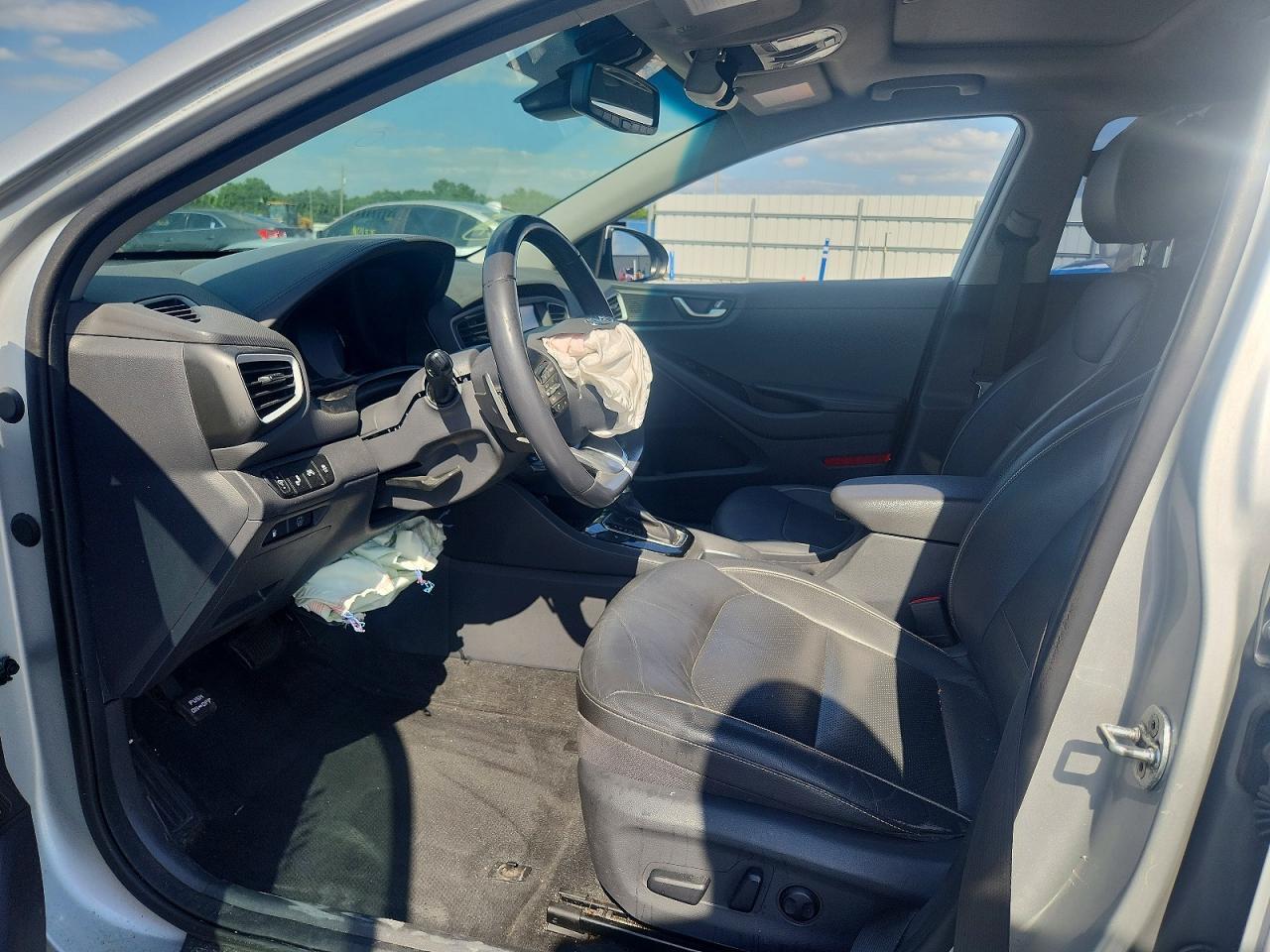 2019 Hyundai Ioniq Limited - Фото 7