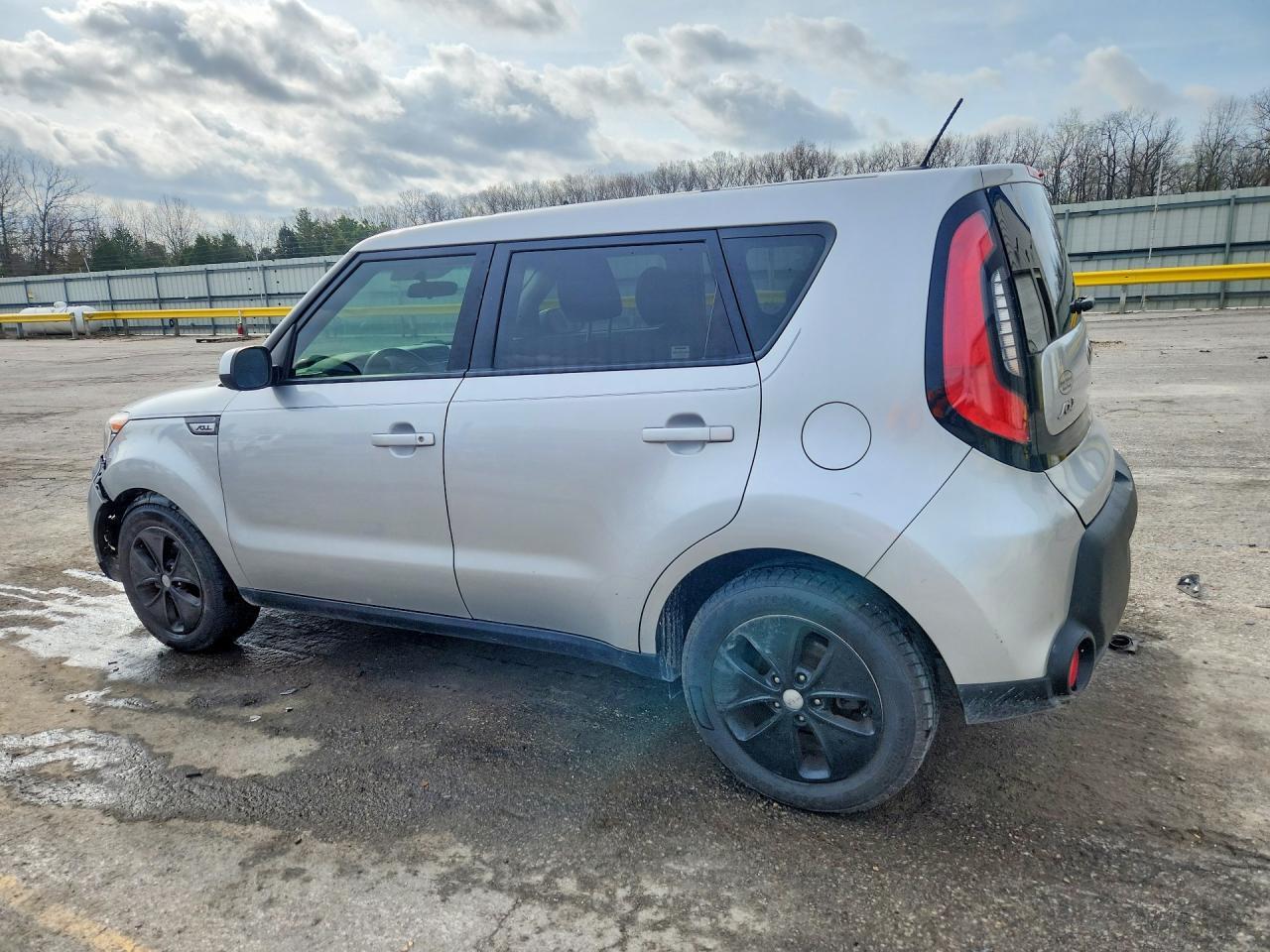 2015 Kia Soul Base - Image 2
