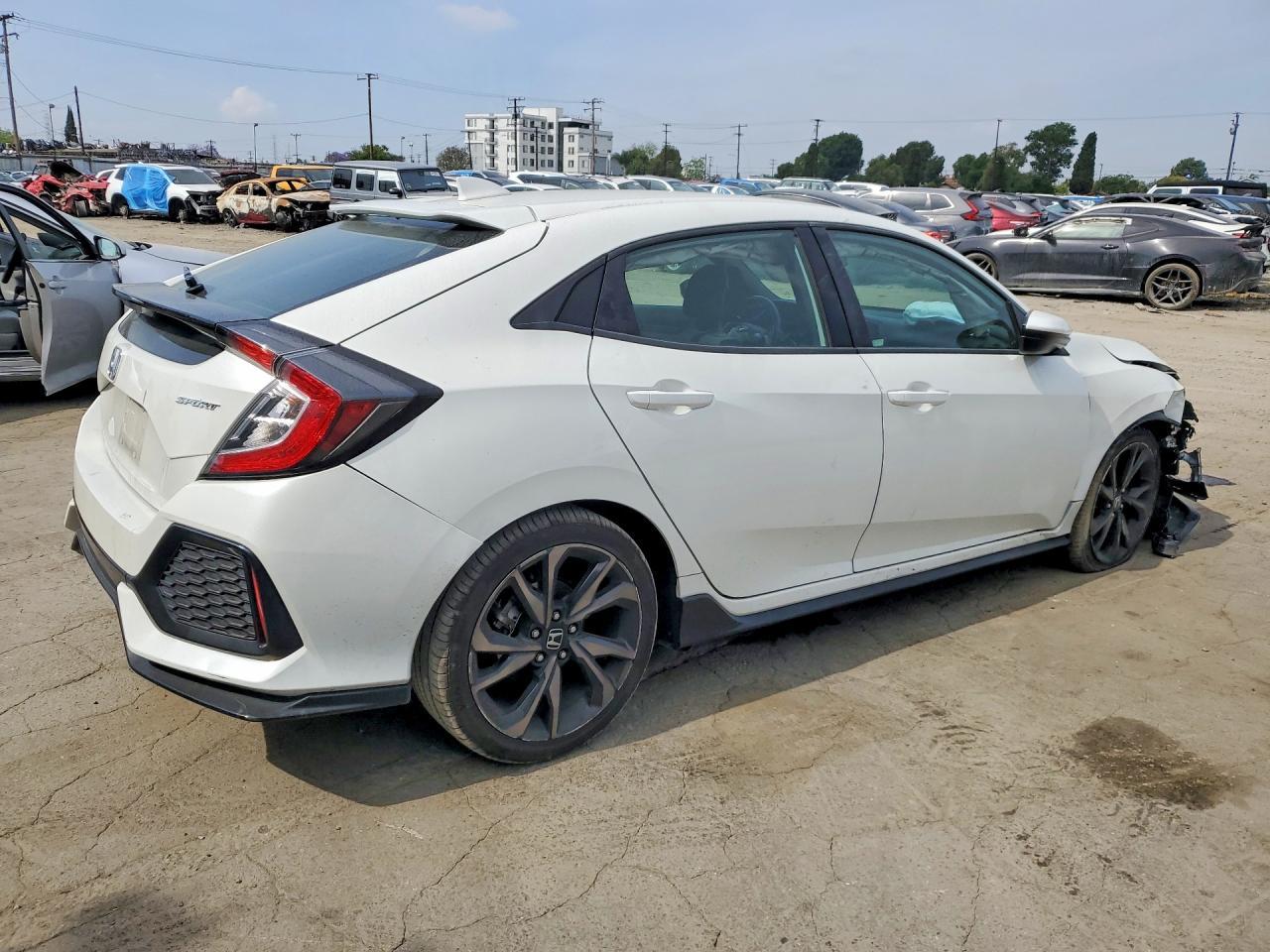 2018 Honda Civic Sport - Фото 3