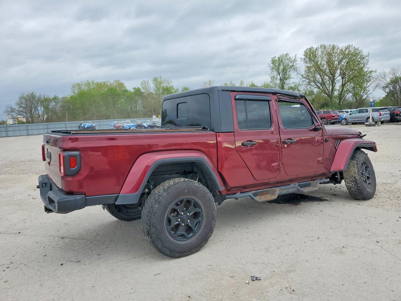 2021 Jeep Gladiator Sport - Image 3