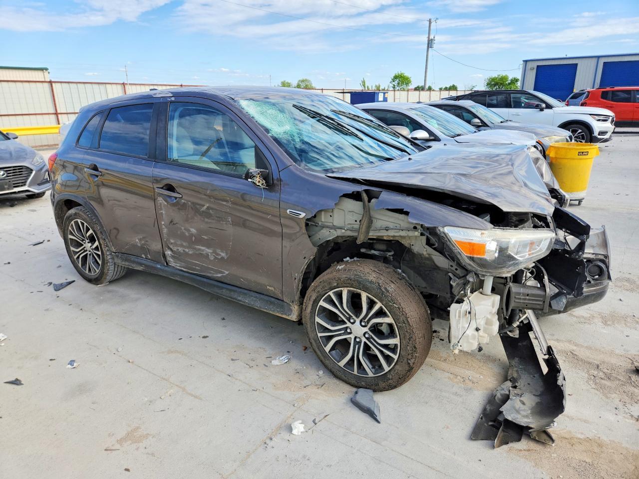 2019 Mitsubishi Outlander Sport Es - Фото 4