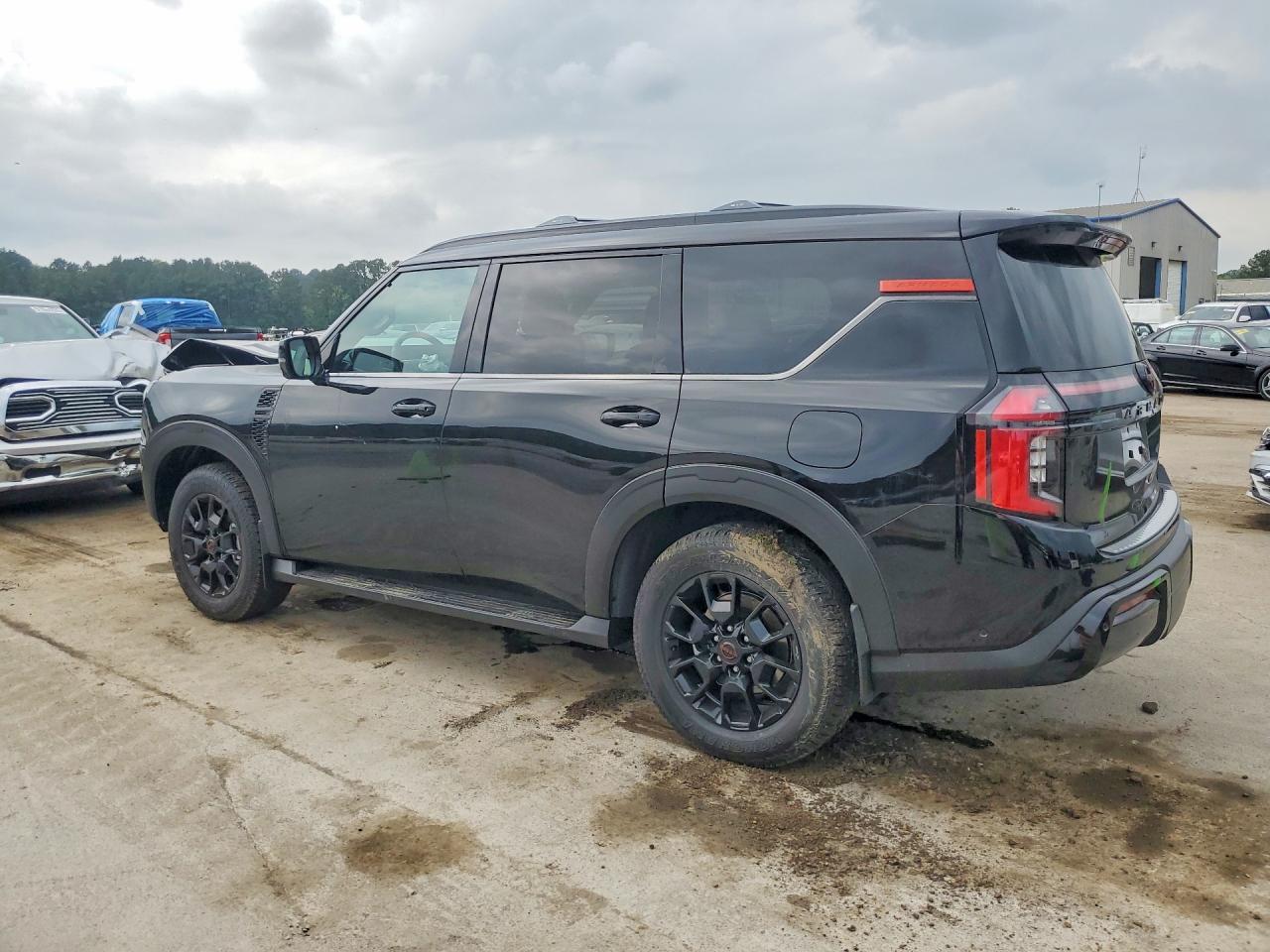 2026 Nissan Armada Pro-4X - Фото 2