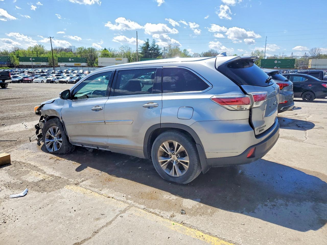 2014 Toyota Highlander Xle - Фото 2