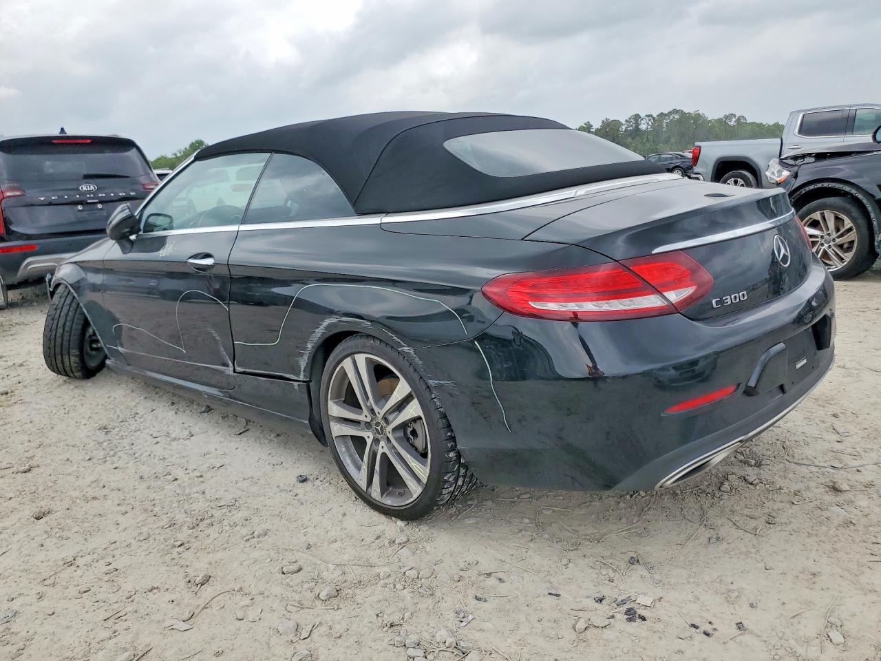 2021 Mercedes-Benz C 300 - Image 2