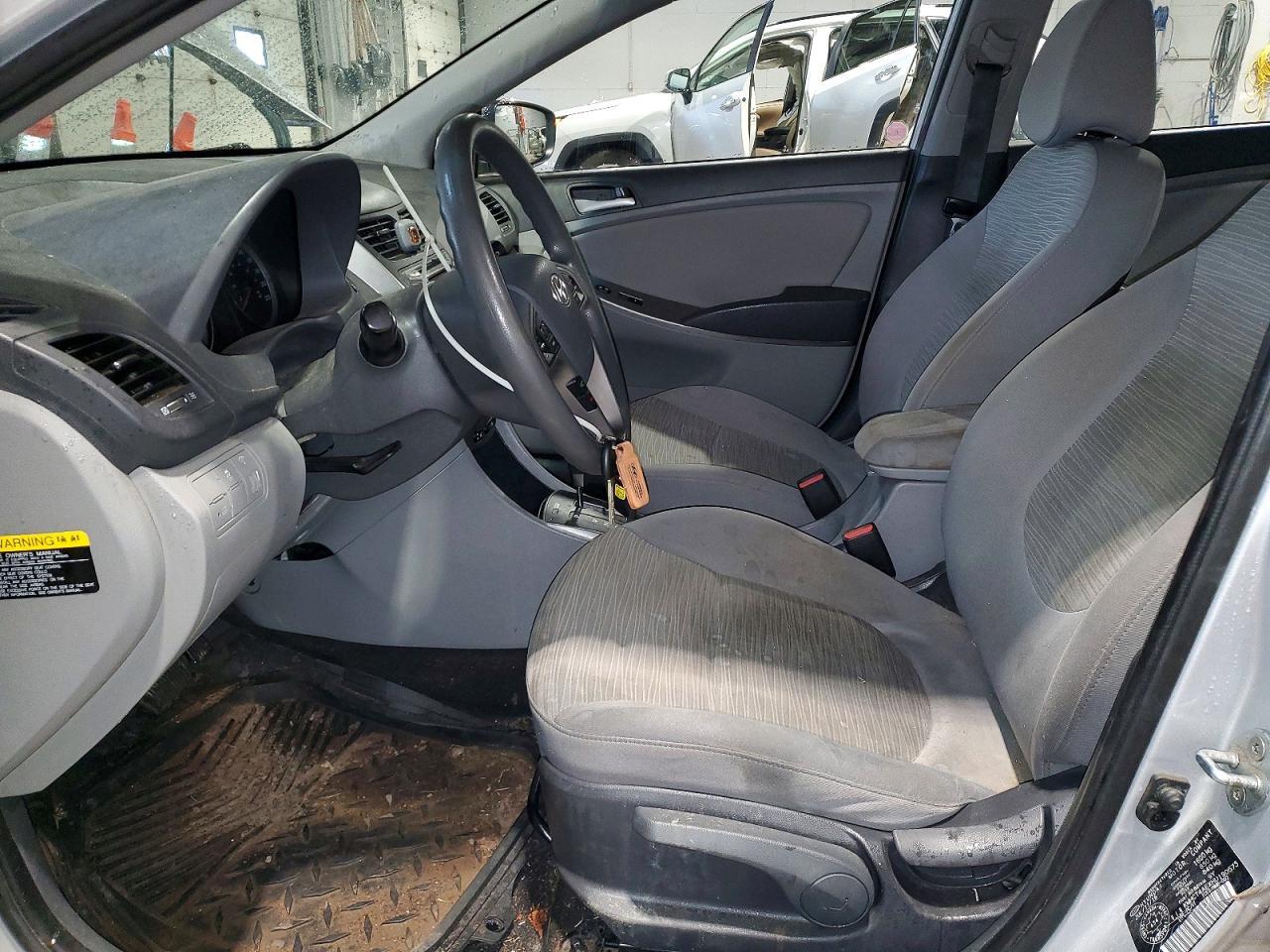 2017 Hyundai Accent Se - Фото 7