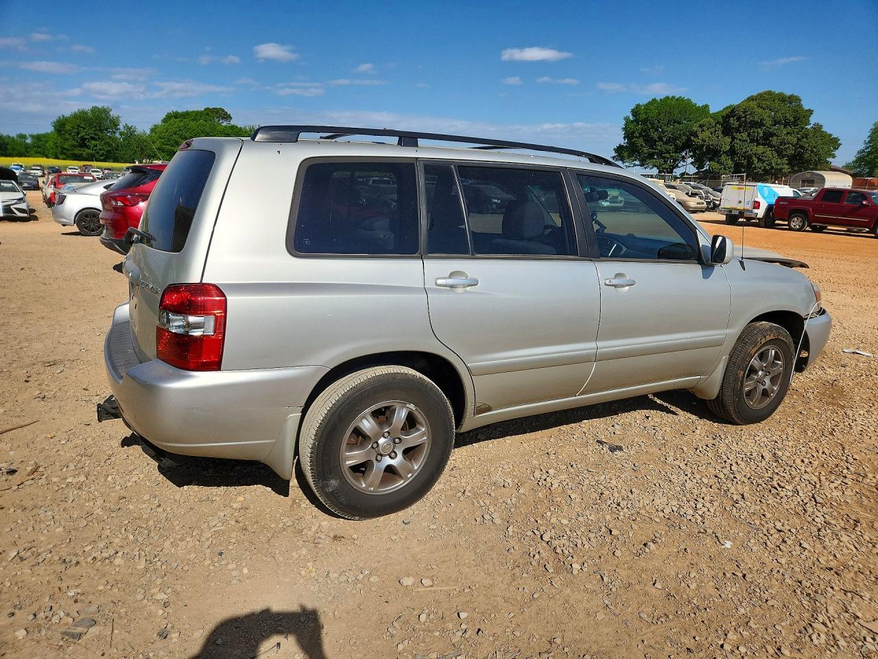 2004 Toyota Highlander Base - Фото 3