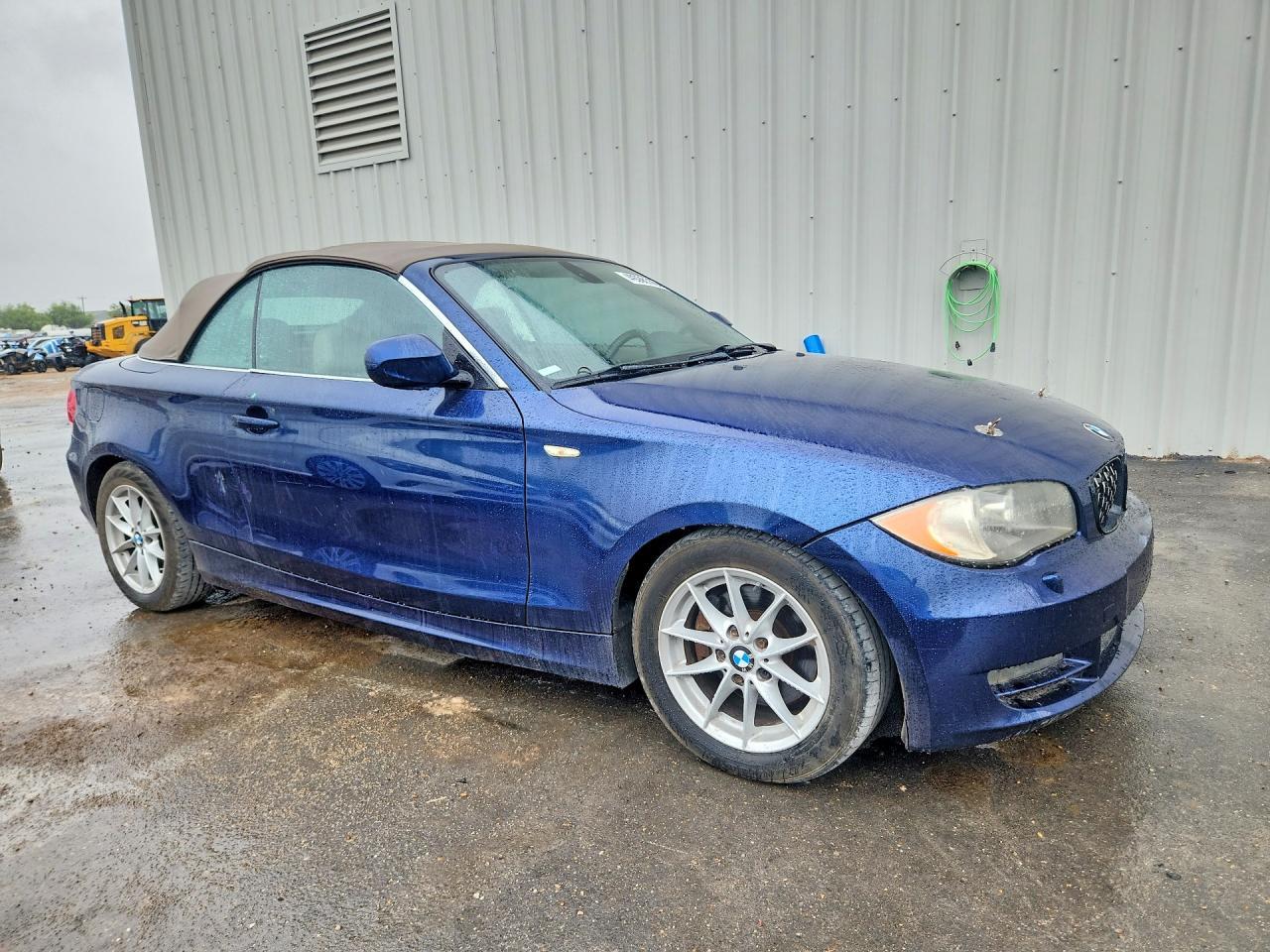 2011 BMW 128 I - Image 4