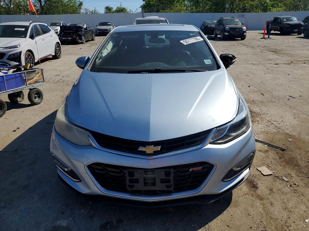 2017 Chevrolet Cruze Premier - Image 5