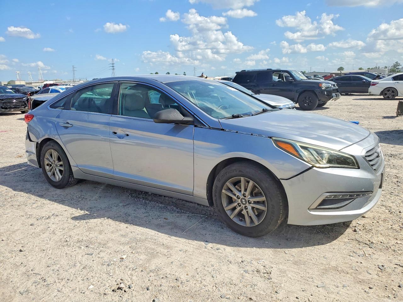 2015 Hyundai Sonata - Фото 4