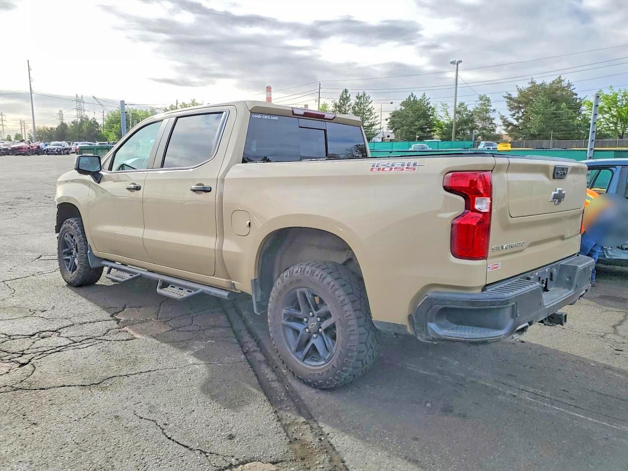2022 Chevrolet Silverado K1500 Lt Trail Boss - Image 2