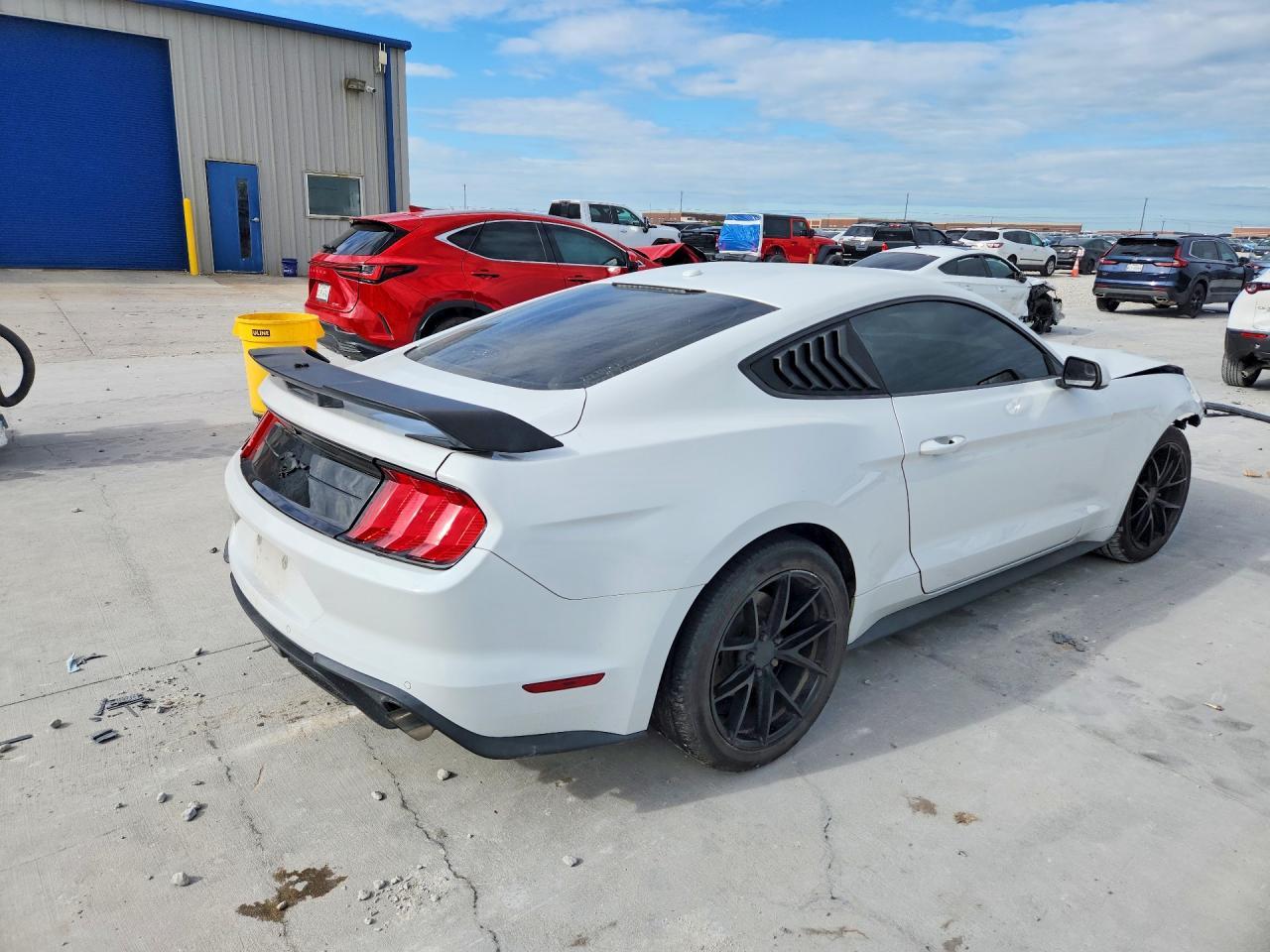 2019 Ford Mustang - Фото 3