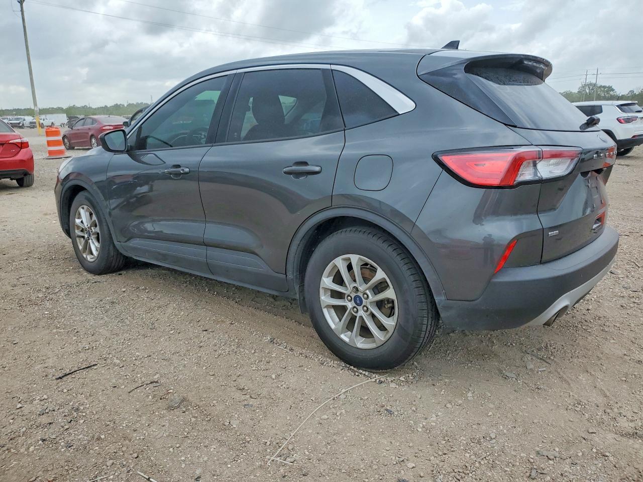 2020 Ford Escape Se - Фото 2