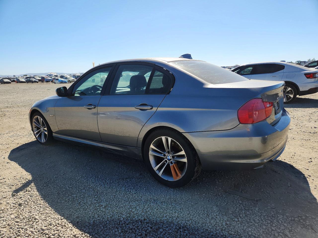2010 BMW 328 I Sulev - Image 2