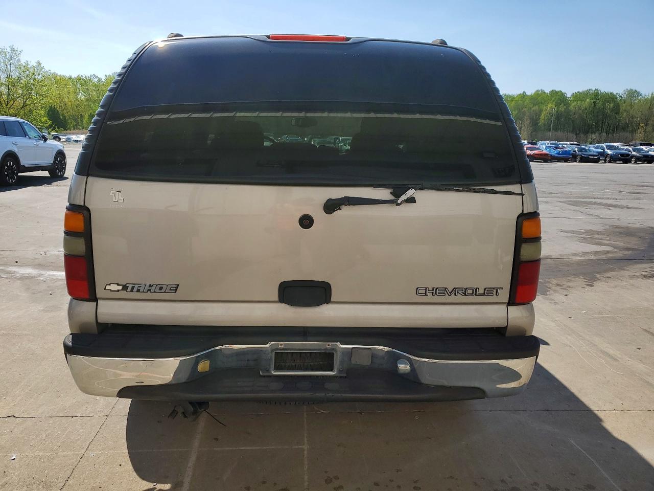 2004 Chevrolet Tahoe K1500 - Image 6