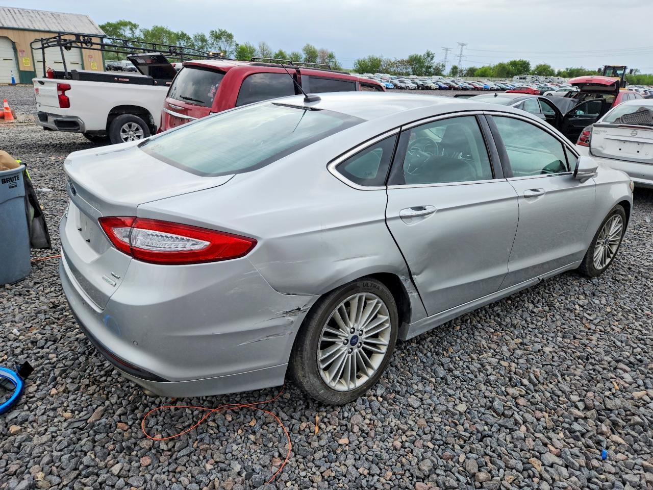2015 Ford Fusion Se - Image 3