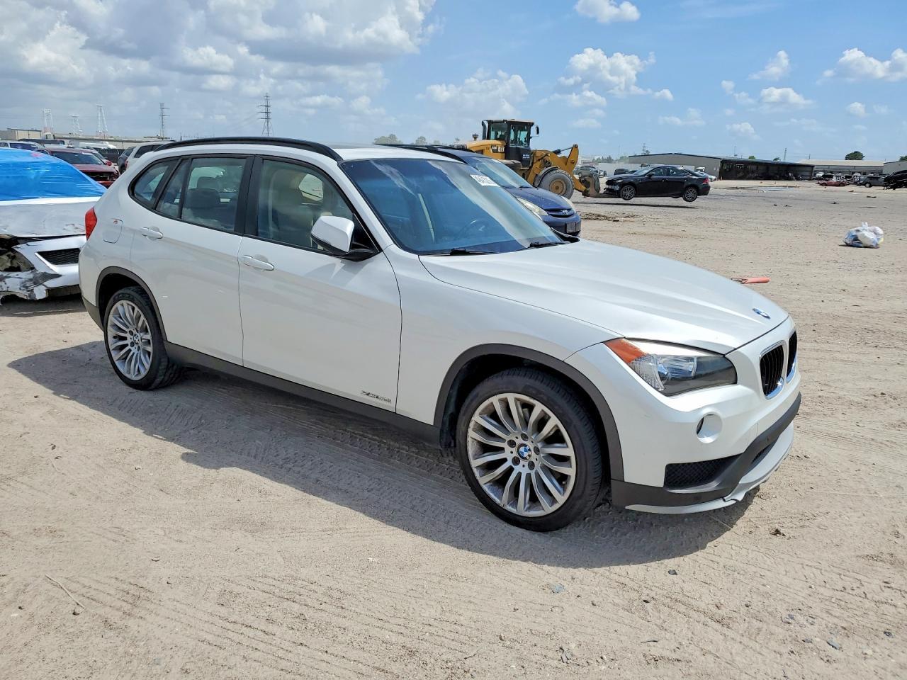 2015 BMW X1 xDrive28I - Фото 4