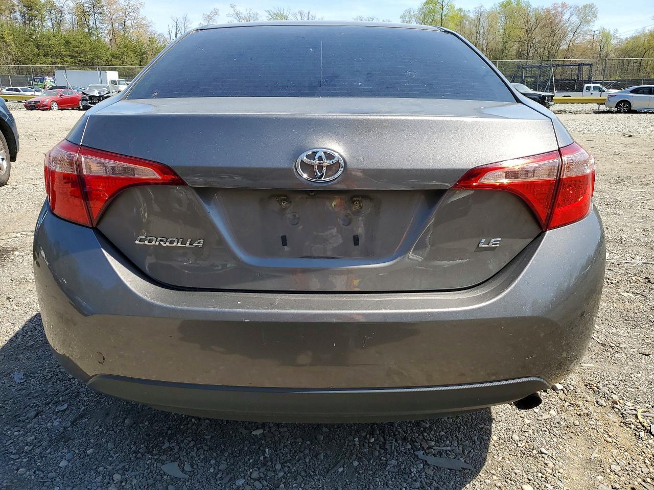 2017 Toyota Corolla Le - Image 6