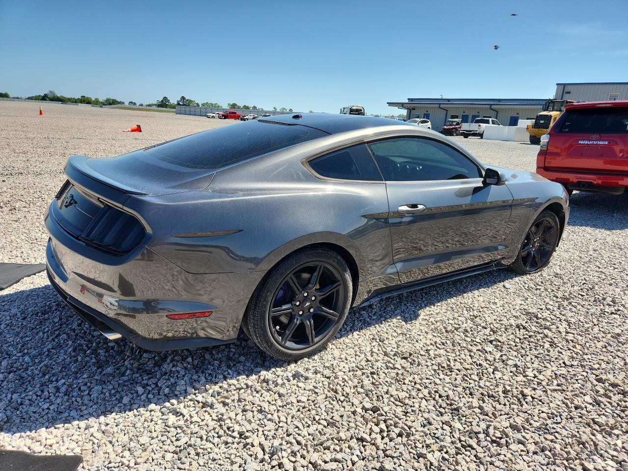 2019 Ford Mustang - Фото 3