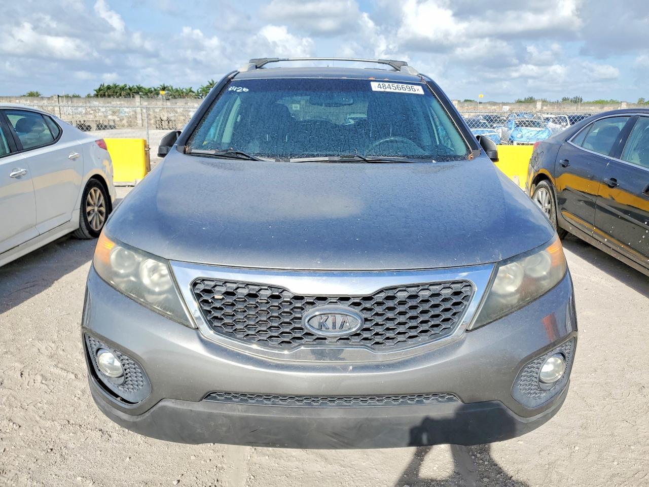 2012 Kia Sorento Lx - Image 5