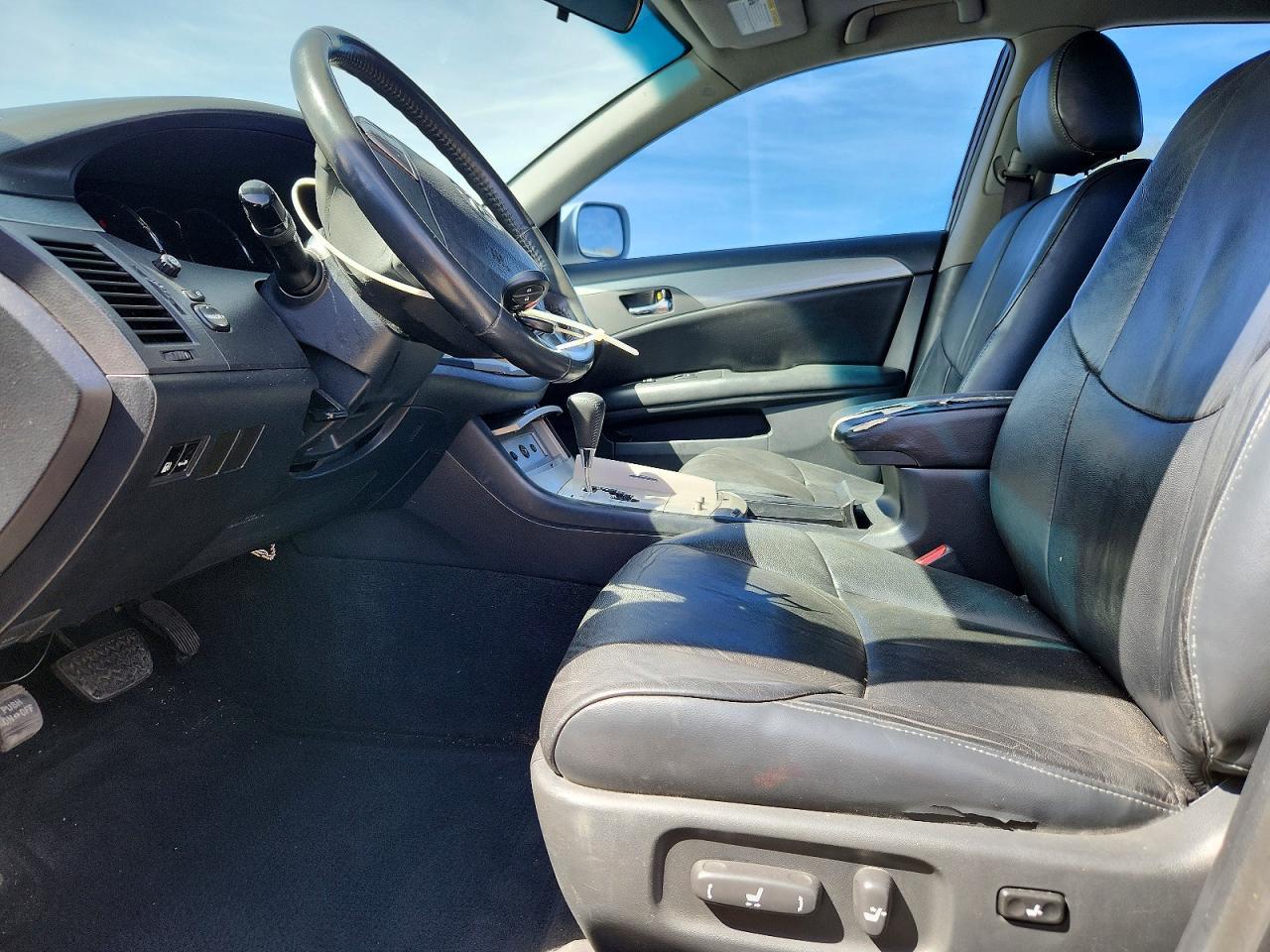 2006 Toyota Avalon Touring - Image 7