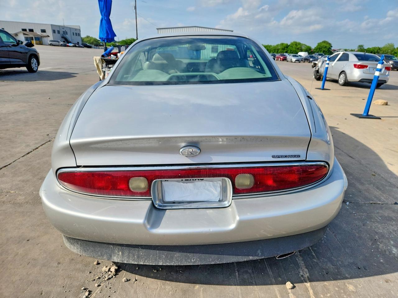 1999 Buick Riviera - Фото 6