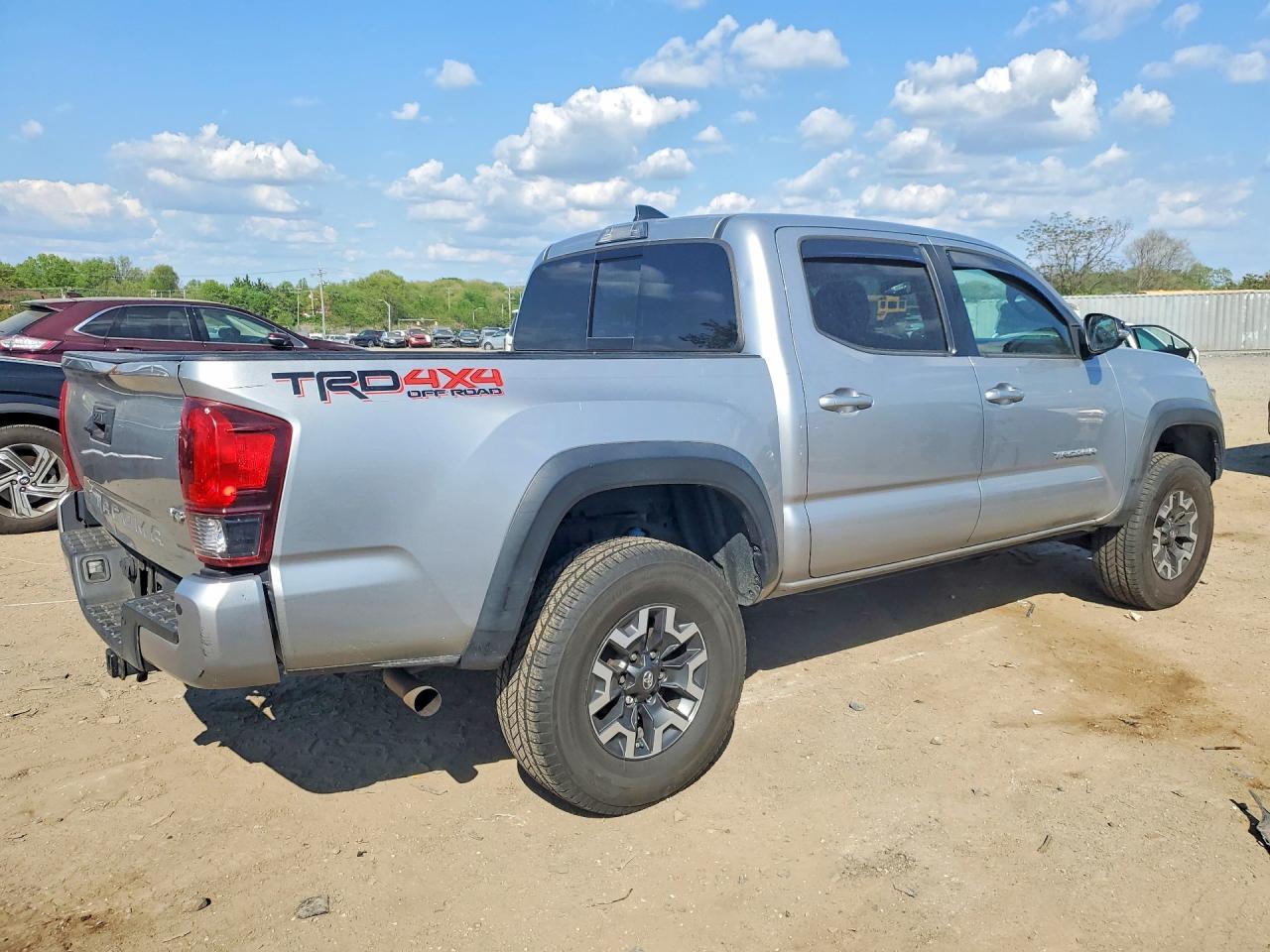 2018 Toyota Tacoma Trd Off-Road - Фото 3