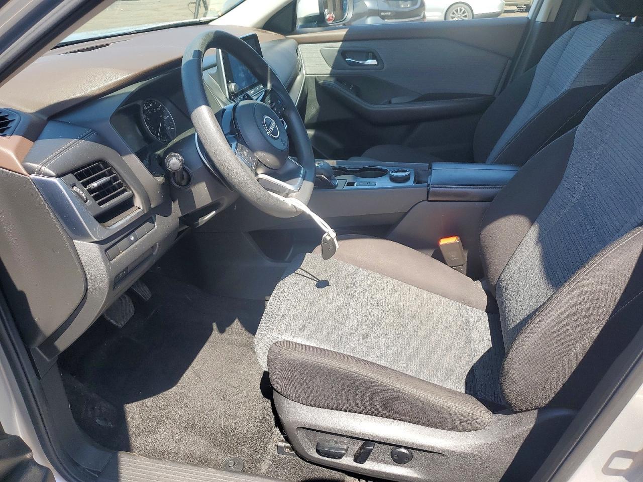 2023 Nissan Rogue Sv - Фото 7