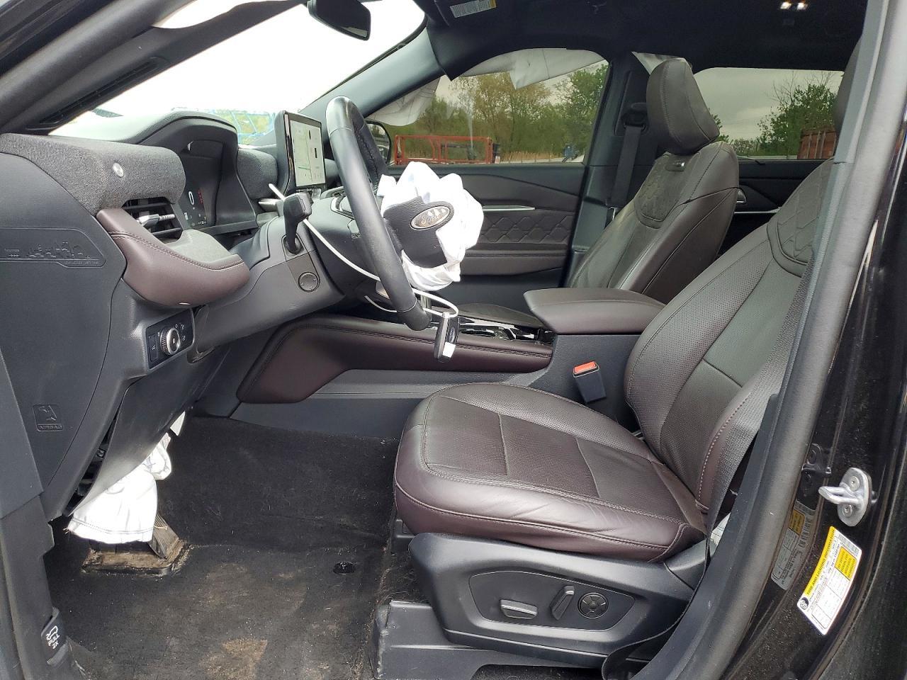 2025 Ford Explorer Platinum - Фото 7