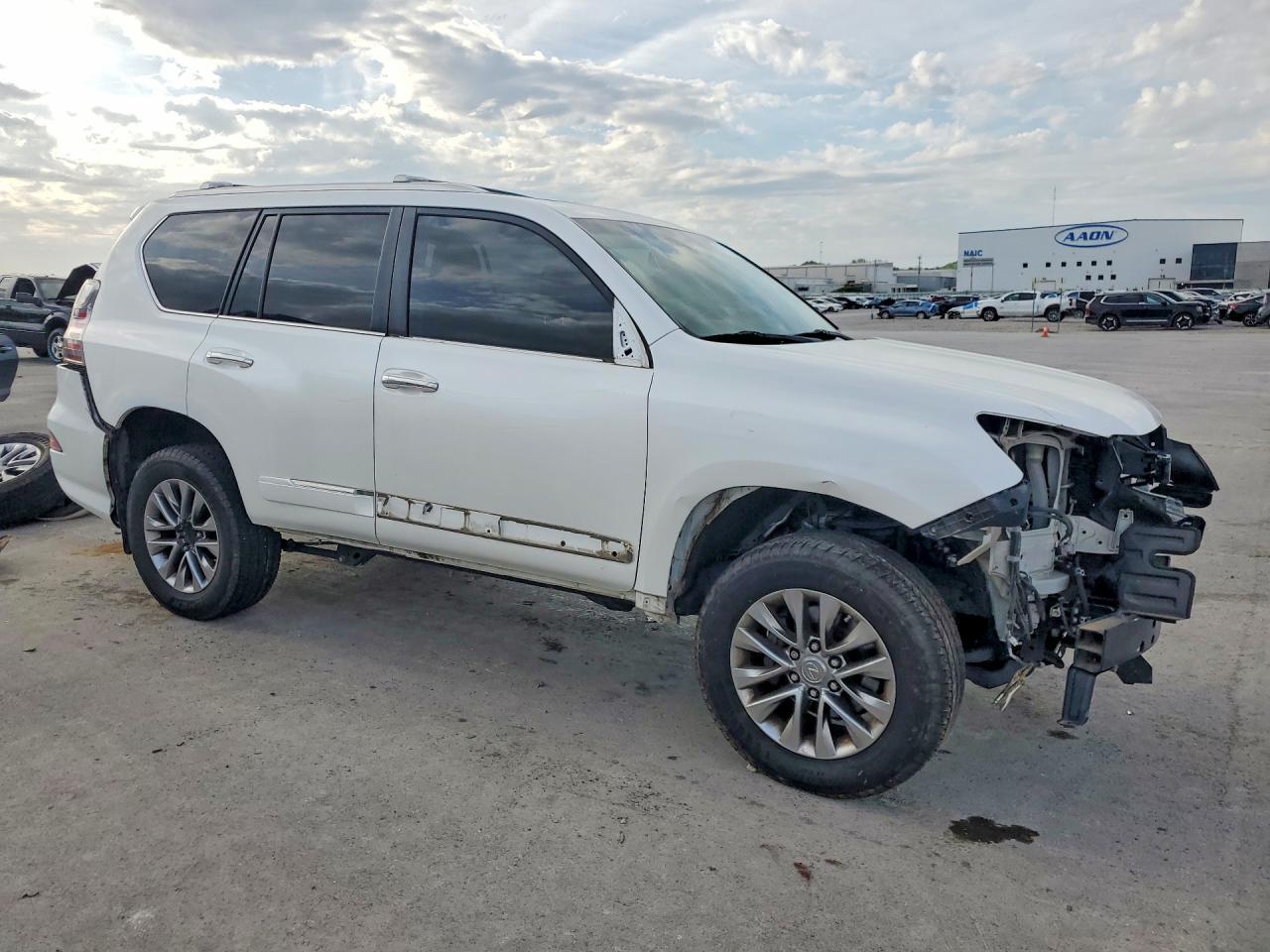 2017 Lexus Gx 460 Luxury - Фото 4