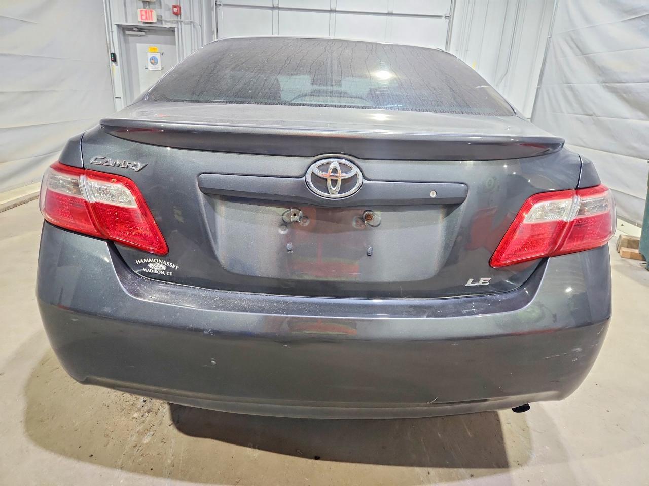 2009 Toyota Camry Le - Фото 6