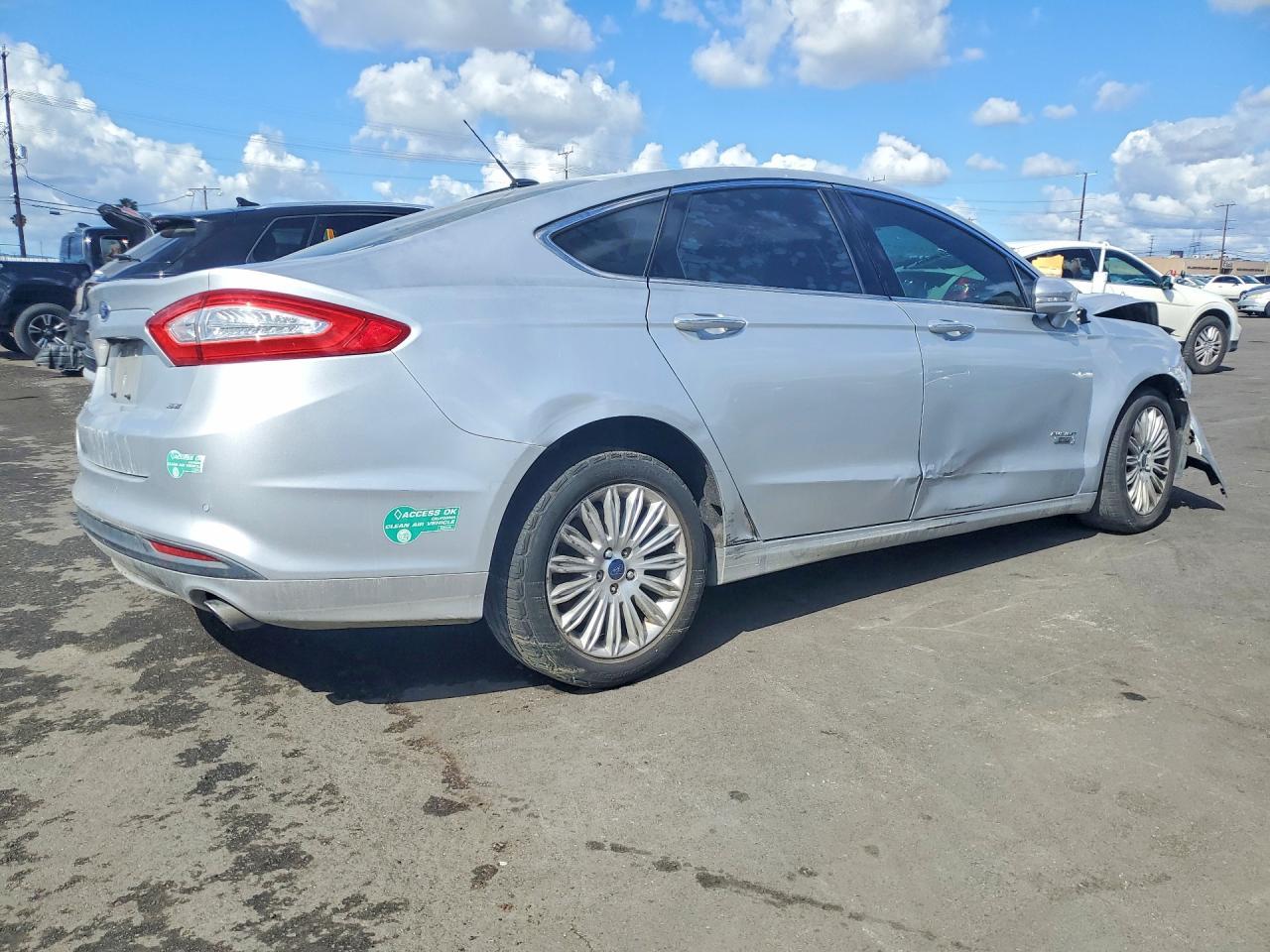 2016 Ford Fusion Se Phev - Фото 3
