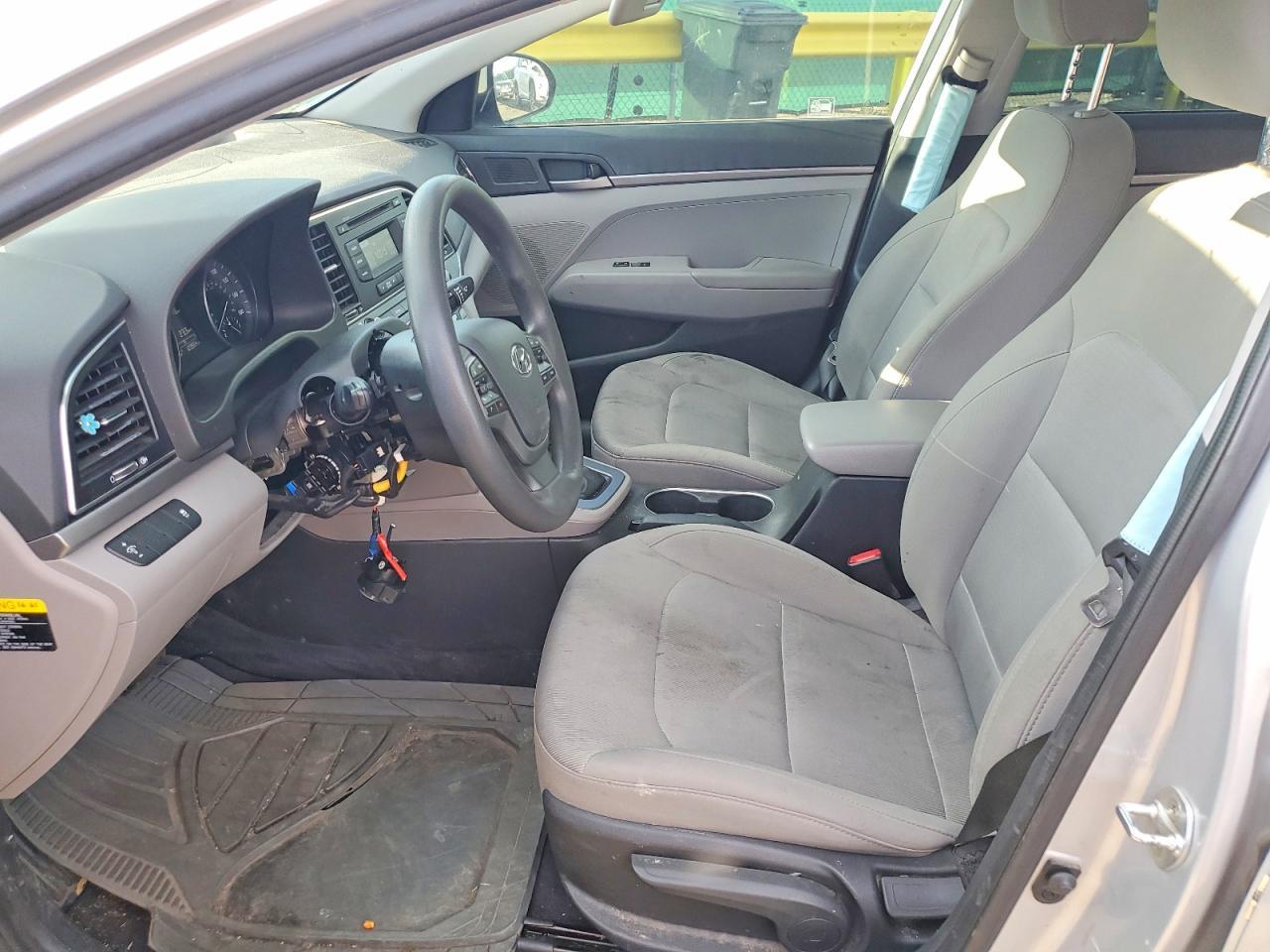 2018 Hyundai Elantra Se - Фото 7