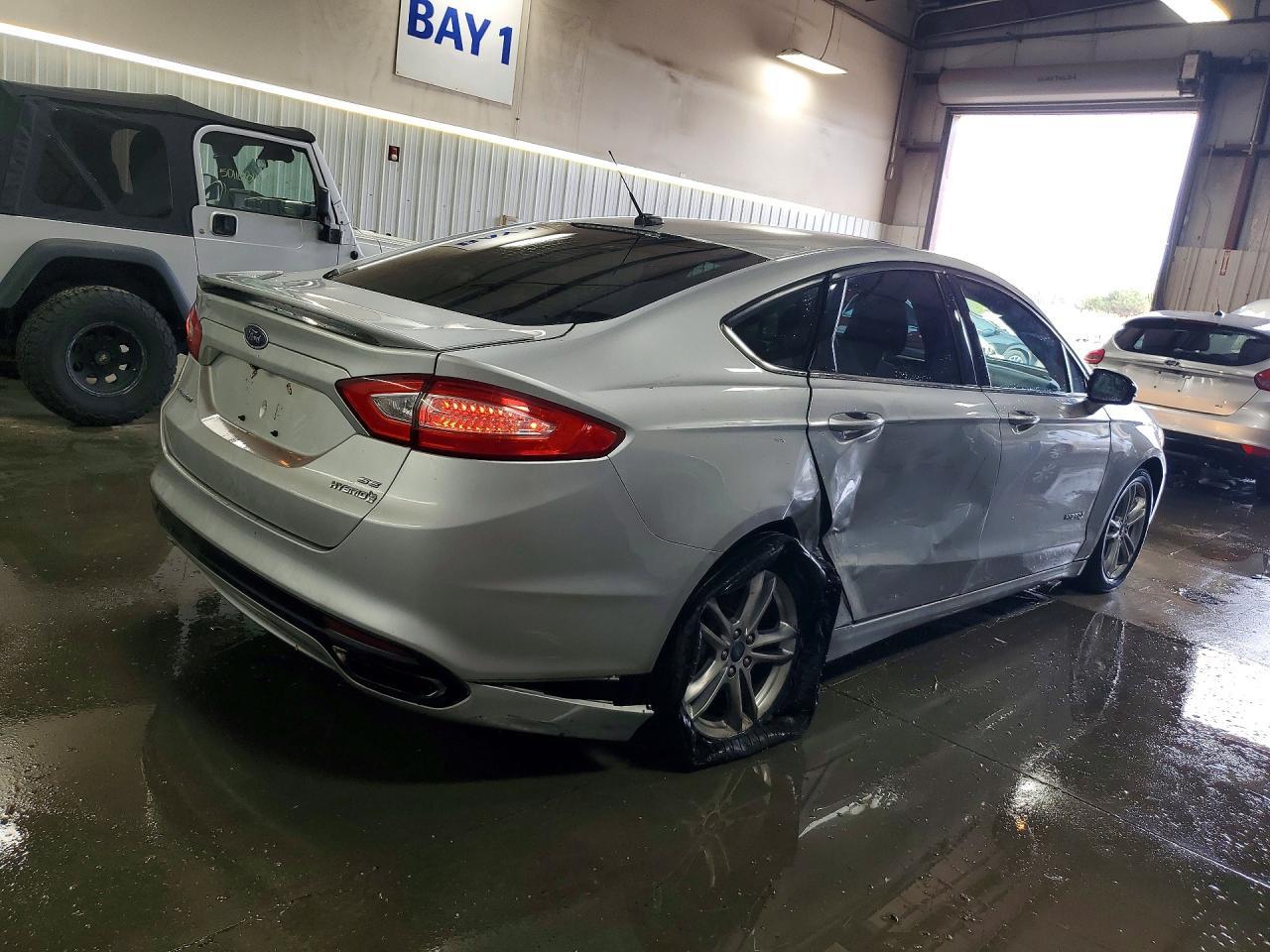 2016 Ford Fusion Se Hybrid - Фото 3