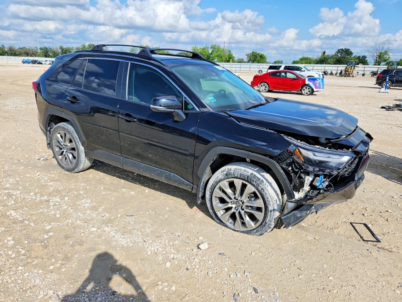 2023 Toyota Rav4 Xle Premium - Фото 4