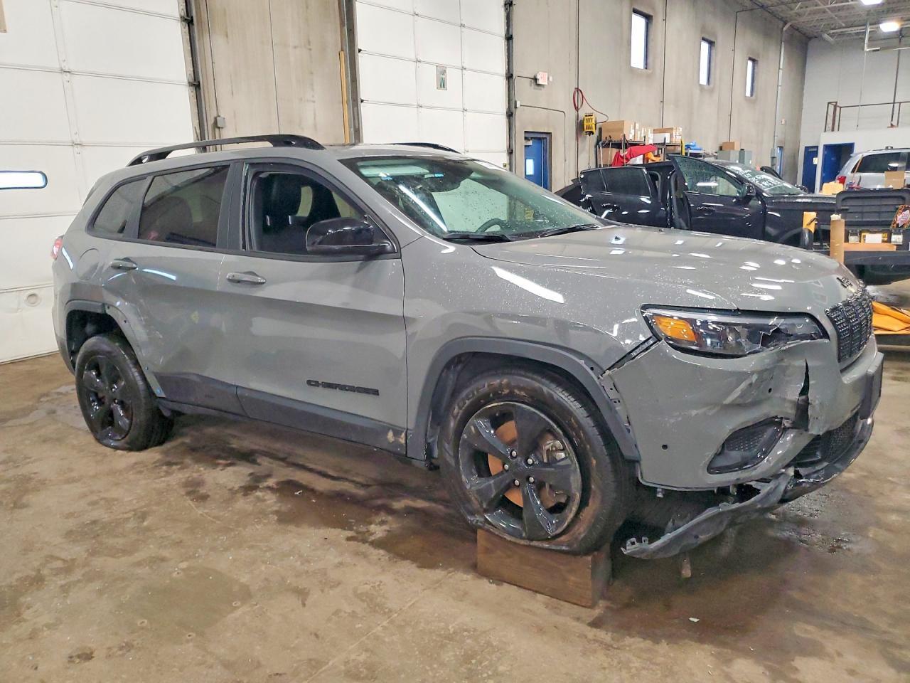 2023 Jeep Cherokee Altitude Lux - Фото 4