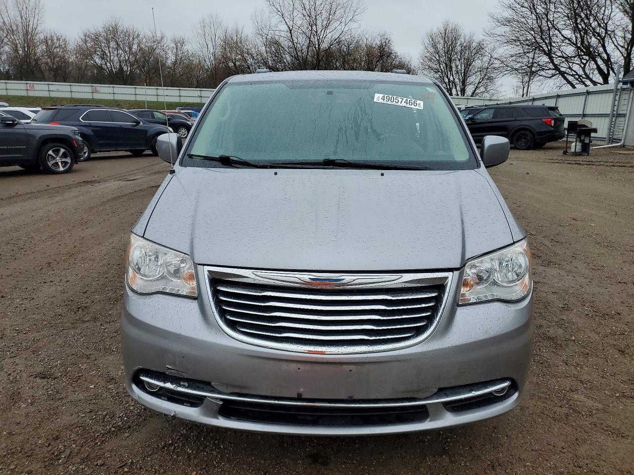 2014 Chrysler Town & Country Touring - Фото 5