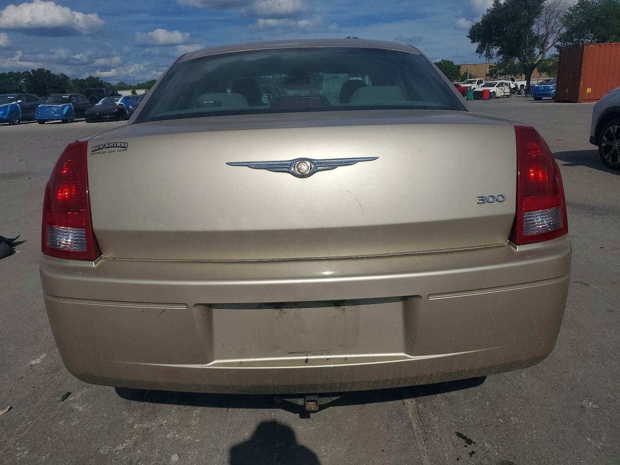 2006 Chrysler 300 - Фото 6