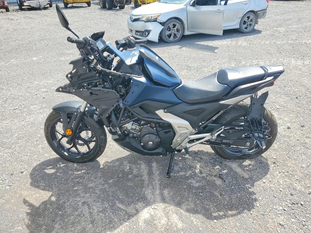 2024 Honda Nc750 Xd - Фото 3