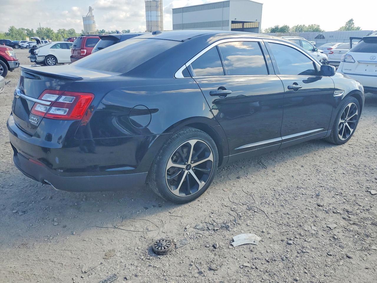 2016 Ford Taurus Sel - Фото 3