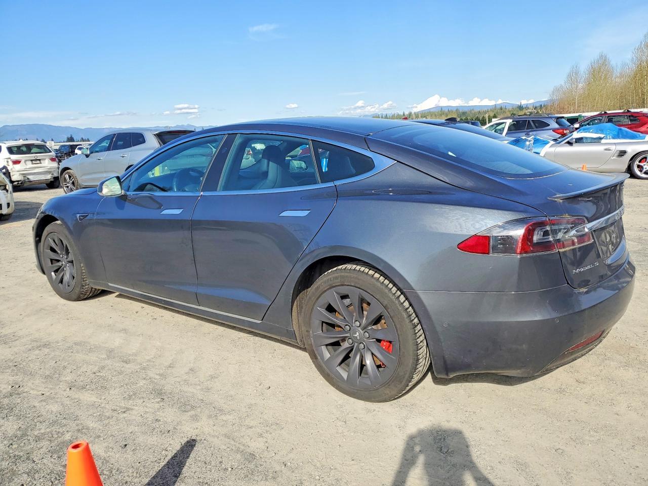 2018 Tesla Model S - Image 2