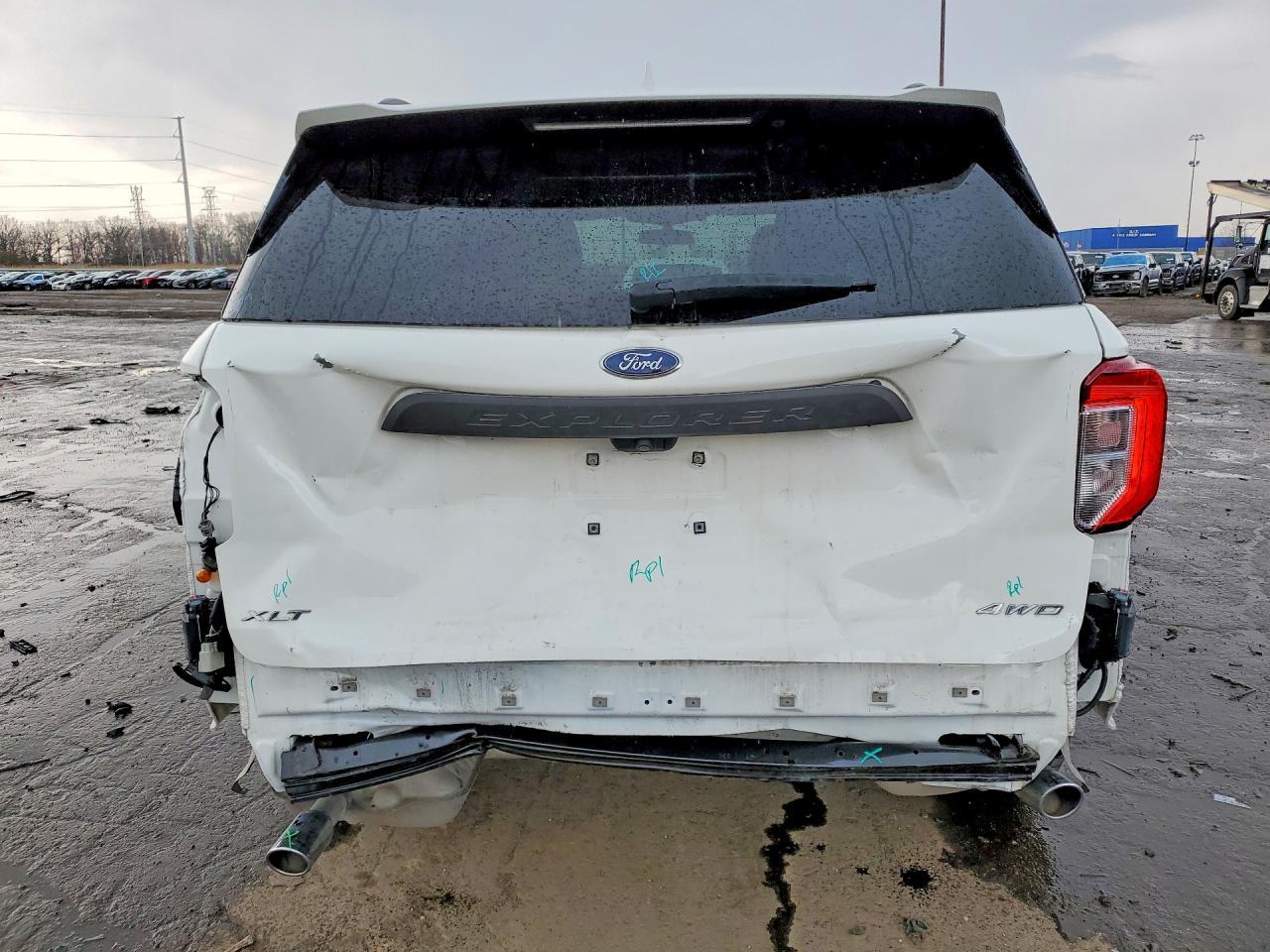 2023 Ford Explorer Xlt - Фото 6