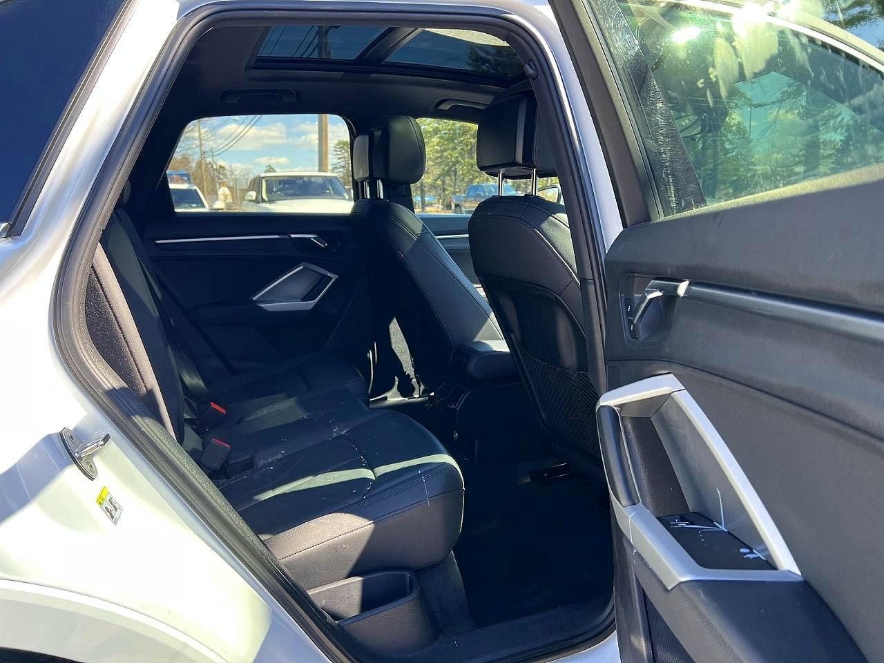2020 Audi Q3 Premium - Image 6