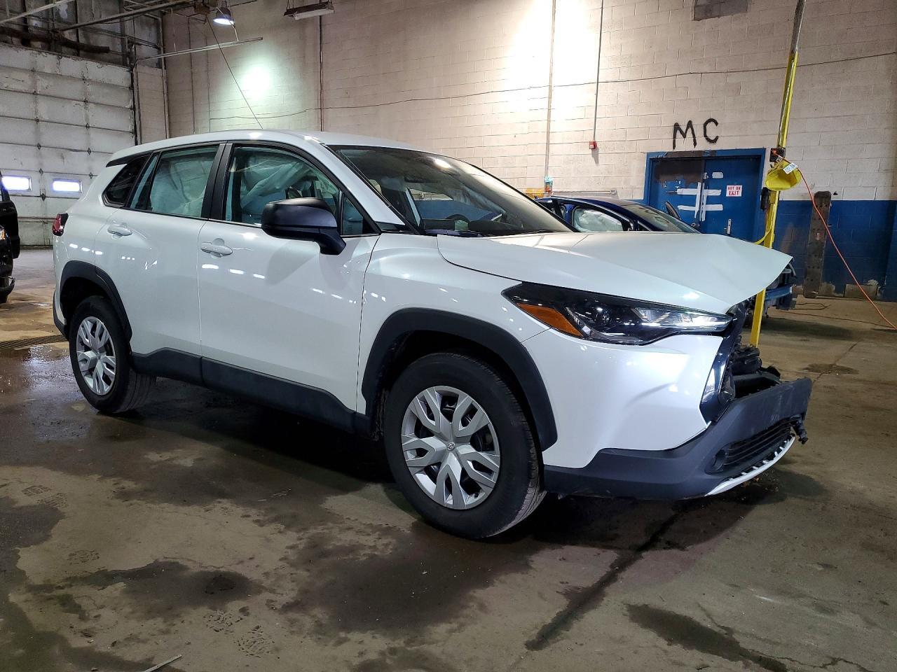 2024 Toyota Corolla Cross L - Фото 4